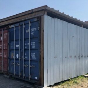 container maritime